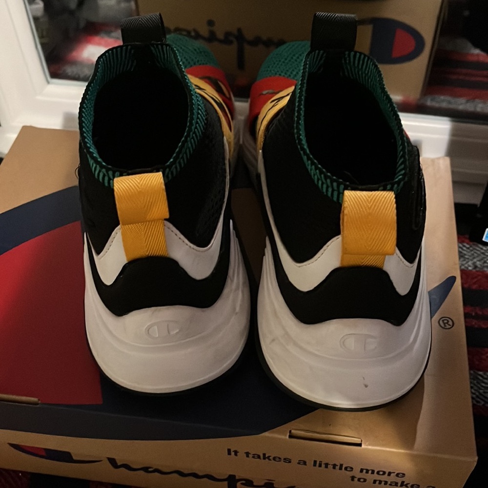 Champion Shoes - Picture 3 of 4